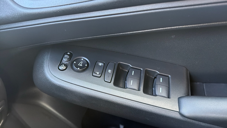 Honda HR-V 1.5 eHEV Elegance 5dr CVT Hybrid Hatchback